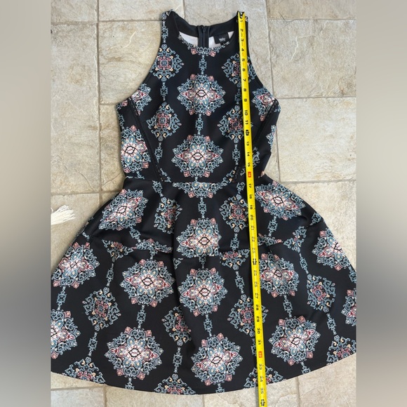 Y2K Medallion Print Fit & Flare Skater Dress High Neck Indie S Boho Chic - Picture 8 of 10